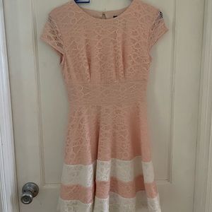 Light Pink & White Lacy Dress💖